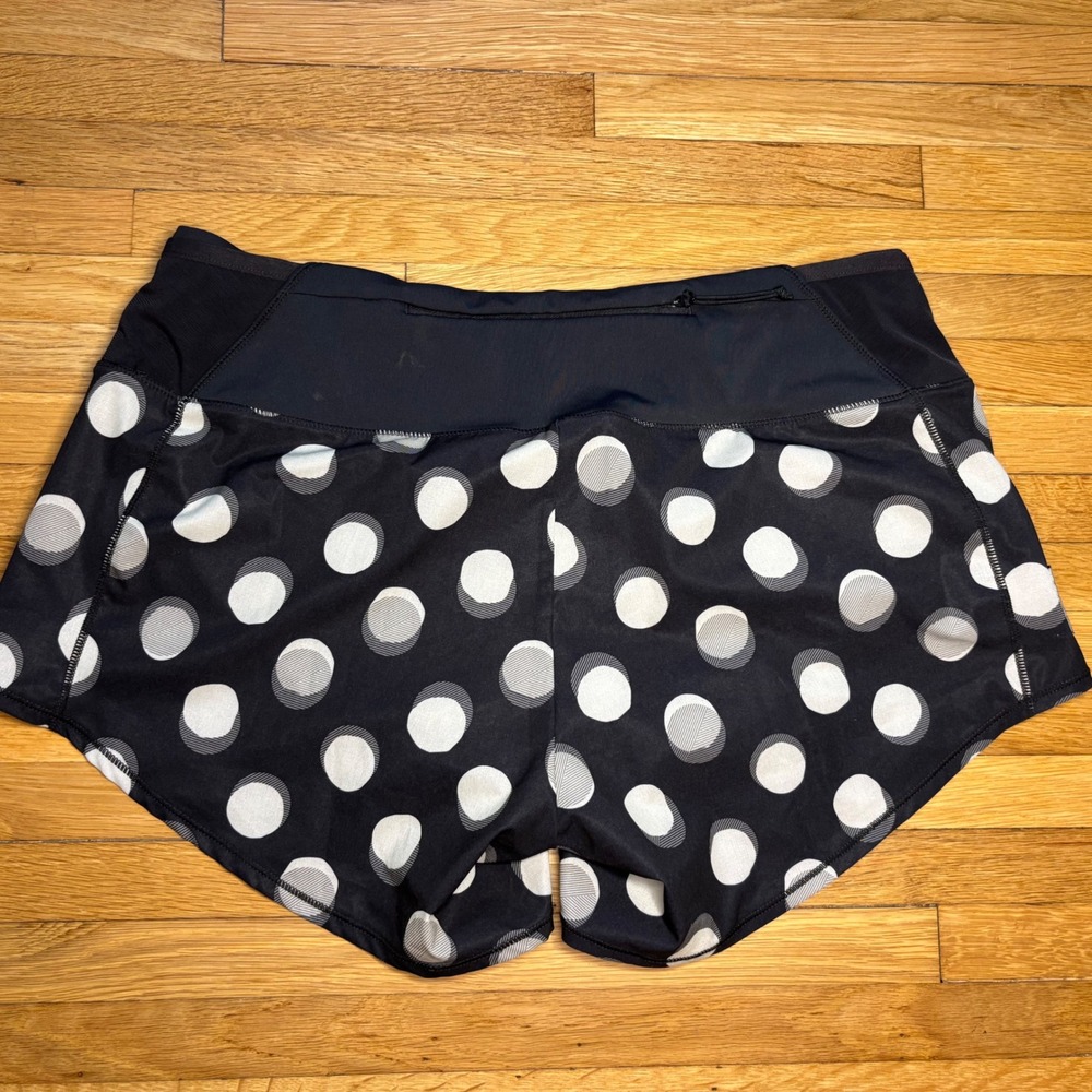 Oisellee Toolbelt Roga Shorts Women's 8 Daring Dots Running Athletic Inseam 4" - Picture 2 of 9